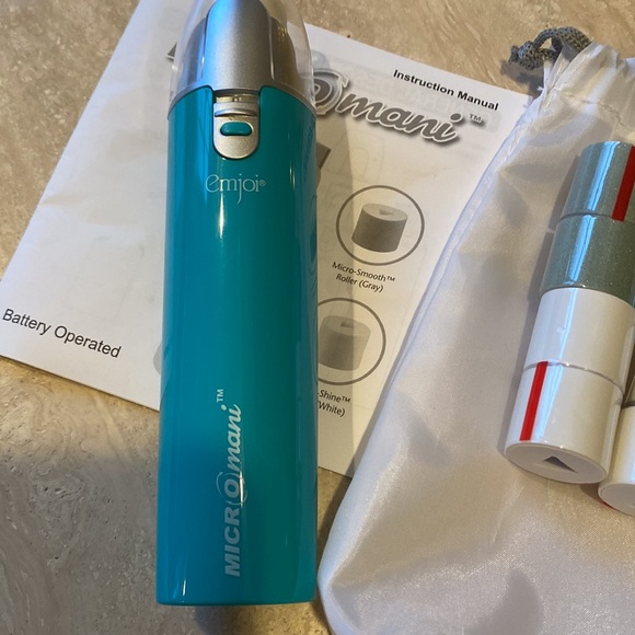NEW LISTING Emjoi Micro Mani Device for Nails - Picture 6 of 10